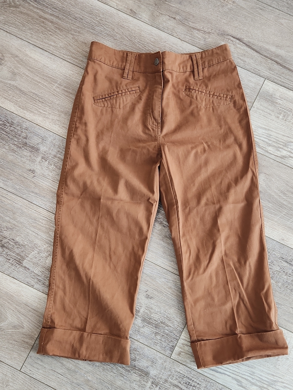 Chico's Warm Brown Capri Pants